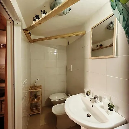 Loft 12 Nel Centro Di باري